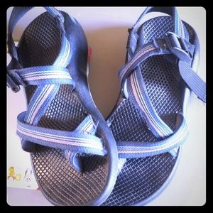Chacos size 6